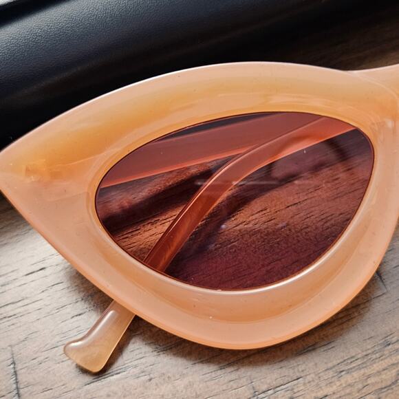 Shein Peach Jelly Cat Eye Sunglasses New - Picture 2 of 3
